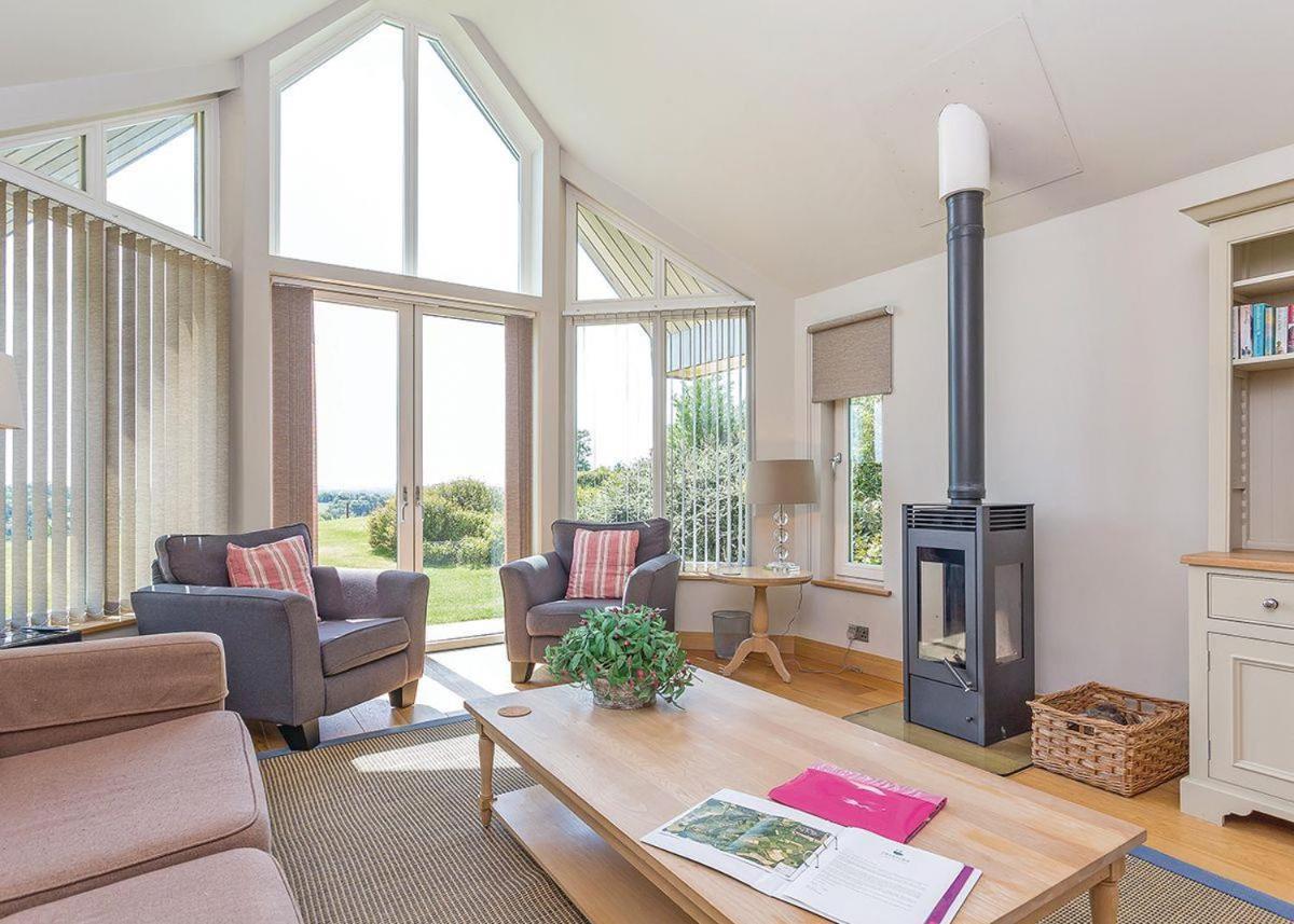 Swandown Lodges Чард Экстерьер фото