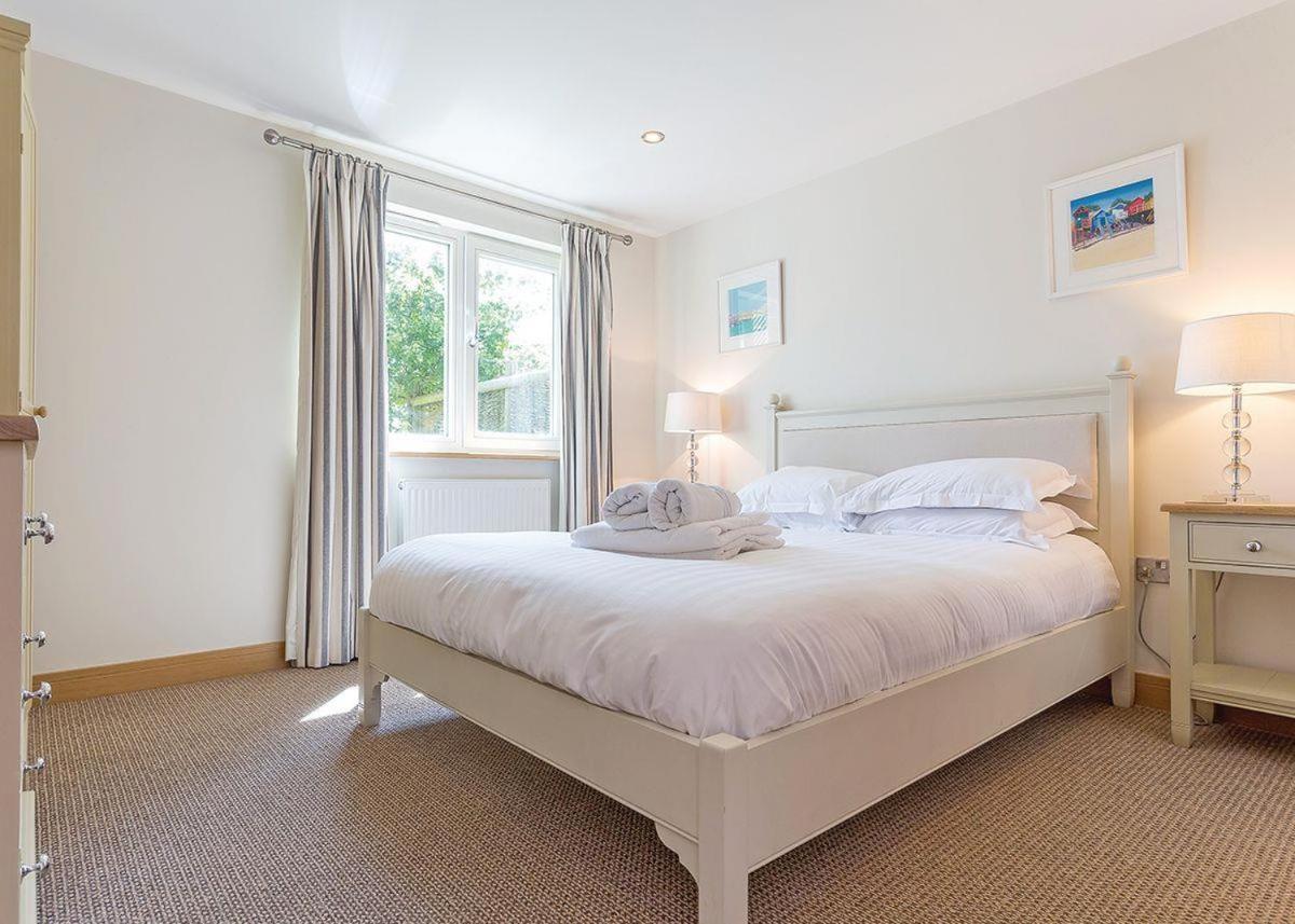Swandown Lodges Чард Экстерьер фото