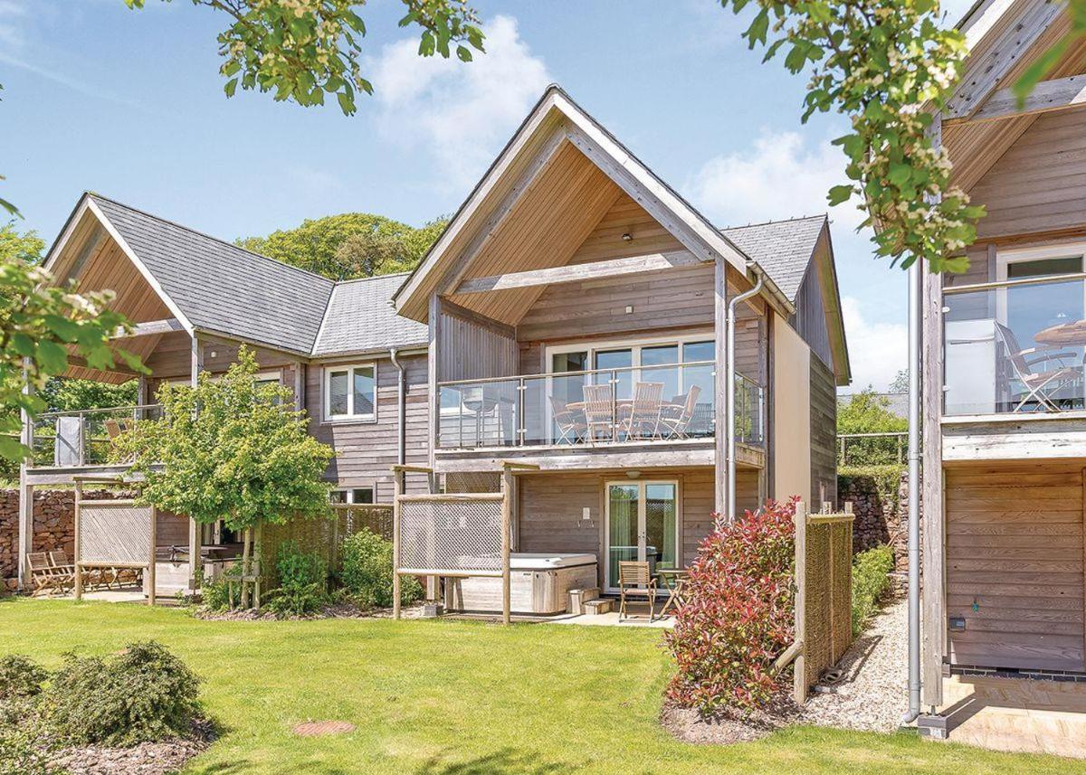 Swandown Lodges Чард Экстерьер фото
